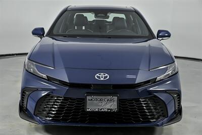 2025 Toyota Camry SE - Photo 5 - Joliet, IL 60435