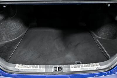 2025 Toyota Camry SE - Photo 16 - Joliet, IL 60435