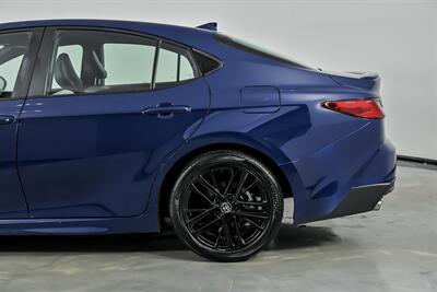 2025 Toyota Camry SE - Photo 9 - Joliet, IL 60435