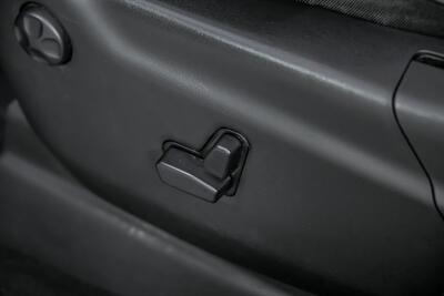 2019 Jeep Grand Cherokee High Altitude   - Photo 27 - Joliet, IL 60435