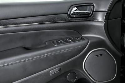 2019 Jeep Grand Cherokee High Altitude   - Photo 18 - Joliet, IL 60435