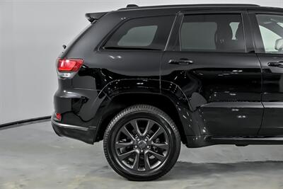 2019 Jeep Grand Cherokee High Altitude   - Photo 13 - Joliet, IL 60435
