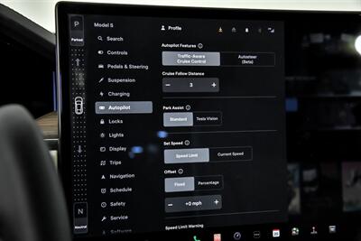 2021 Tesla Model S Plaid   - Photo 38 - Joliet, IL 60435