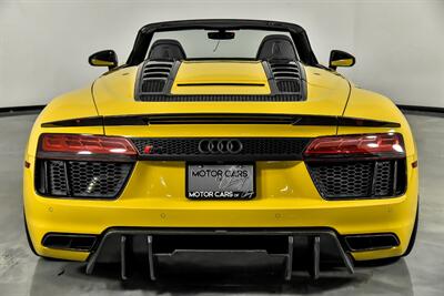 2017 Audi R8 5.2 quattro V10 Spyder   - Photo 11 - Joliet, IL 60435