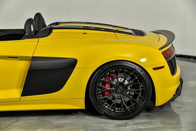 2017 Audi R8 5.2 quattro V10 Spyder   - Photo 9 - Joliet, IL 60435