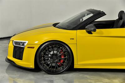 2017 Audi R8 5.2 quattro V10 Spyder   - Photo 7 - Joliet, IL 60435