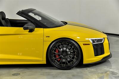 2017 Audi R8 5.2 quattro V10 Spyder   - Photo 15 - Joliet, IL 60435