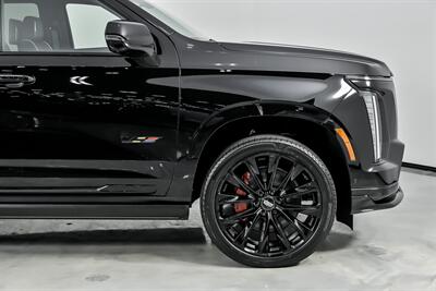 2026 Cadillac Escalade-V - Photo 15 - Joliet, IL 60435