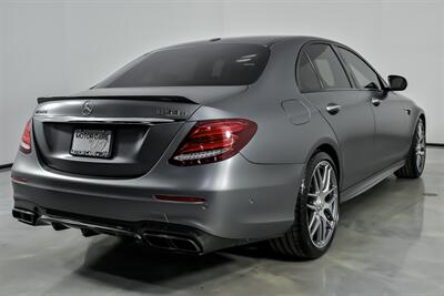 2019 Mercedes-Benz AMG E 63 S-BUCKETS-CERAMICS-FACTORY MATTE-UNICORN! - Photo 12 - Joliet, IL 60435