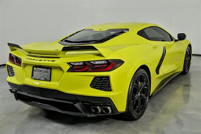 2021 Chevrolet Corvette Stingray   - Photo 12 - Joliet, IL 60435