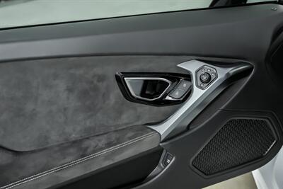 2015 Lamborghini Huracan LP 610-4   - Photo 19 - Joliet, IL 60435