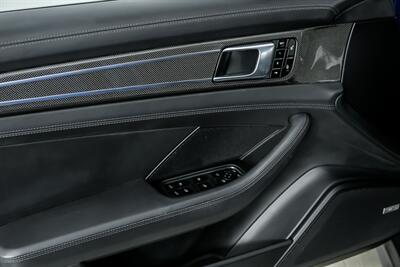 2017 Porsche Panamera 4S   - Photo 18 - Joliet, IL 60435