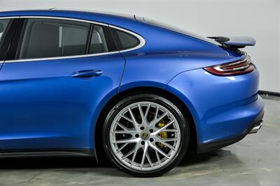 2017 Porsche Panamera 4S   - Photo 9 - Joliet, IL 60435