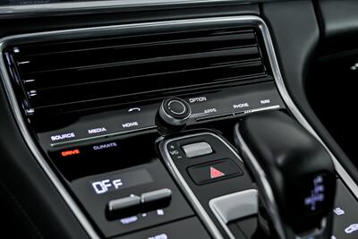2017 Porsche Panamera 4S   - Photo 38 - Joliet, IL 60435