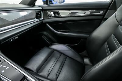 2017 Porsche Panamera 4S   - Photo 40 - Joliet, IL 60435