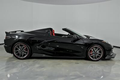 2023 Chevrolet Corvette Stingray 2LT   - Photo 9 - Joliet, IL 60435