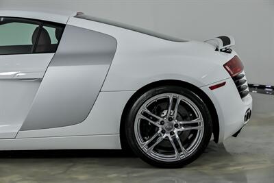 2009 Audi R8 quattro-RARE GATED R8!   - Photo 10 - Joliet, IL 60435