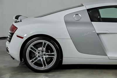 2009 Audi R8 quattro-RARE GATED R8!   - Photo 14 - Joliet, IL 60435