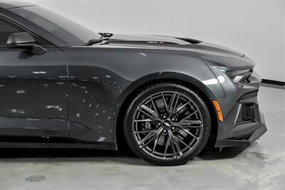 2018 Chevrolet Camaro ZL1   - Photo 15 - Joliet, IL 60435