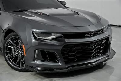 2018 Chevrolet Camaro ZL1   - Photo 3 - Joliet, IL 60435