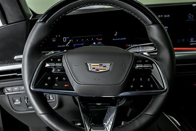 2025 Cadillac Escalade-V   - Photo 30 - Joliet, IL 60435