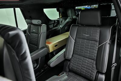 2025 Cadillac Escalade-V   - Photo 24 - Joliet, IL 60435