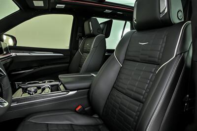 2025 Cadillac Escalade-V   - Photo 22 - Joliet, IL 60435