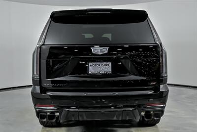 2025 Cadillac Escalade-V   - Photo 11 - Joliet, IL 60435