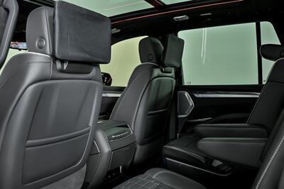 2025 Cadillac Escalade-V   - Photo 25 - Joliet, IL 60435