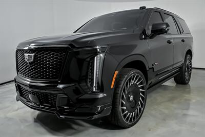 2025 Cadillac Escalade-V   - Photo 6 - Joliet, IL 60435