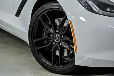 2015 Chevrolet Corvette Stingray Z51 - Photo 4 - Joliet, IL 60435