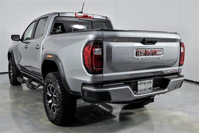 2024 GMC Canyon AT4X   - Photo 10 - Joliet, IL 60435