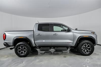 2024 GMC Canyon AT4X   - Photo 14 - Joliet, IL 60435