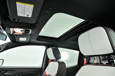 2024 GMC Canyon AT4X   - Photo 22 - Joliet, IL 60435