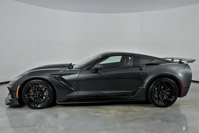 2019 Chevrolet Corvette ZR1 - Photo 8 - Joliet, IL 60435