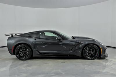 2019 Chevrolet Corvette ZR1 - Photo 14 - Joliet, IL 60435