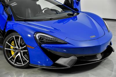 2018 McLaren 570GT   - Photo 3 - Joliet, IL 60435