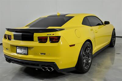 2013 Chevrolet Camaro ZL1   - Photo 12 - Joliet, IL 60435