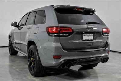 2021 Jeep Grand Cherokee Trackhawk-LOWEST MILES NATIONWIDE-OREO GUTS!   - Photo 10 - Joliet, IL 60435