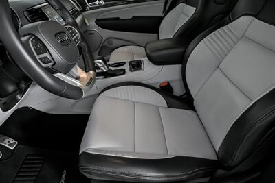 2021 Jeep Grand Cherokee Trackhawk-LOWEST MILES NATIONWIDE-OREO GUTS!   - Photo 22 - Joliet, IL 60435