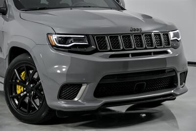 2021 Jeep Grand Cherokee Trackhawk-LOWEST MILES NATIONWIDE-OREO GUTS!   - Photo 3 - Joliet, IL 60435