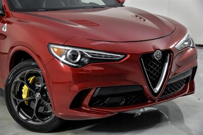 2018 Alfa Romeo Stelvio Quadrifoglio   - Photo 3 - Joliet, IL 60435