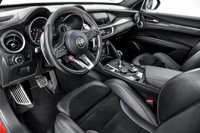 2018 Alfa Romeo Stelvio Quadrifoglio   - Photo 22 - Joliet, IL 60435