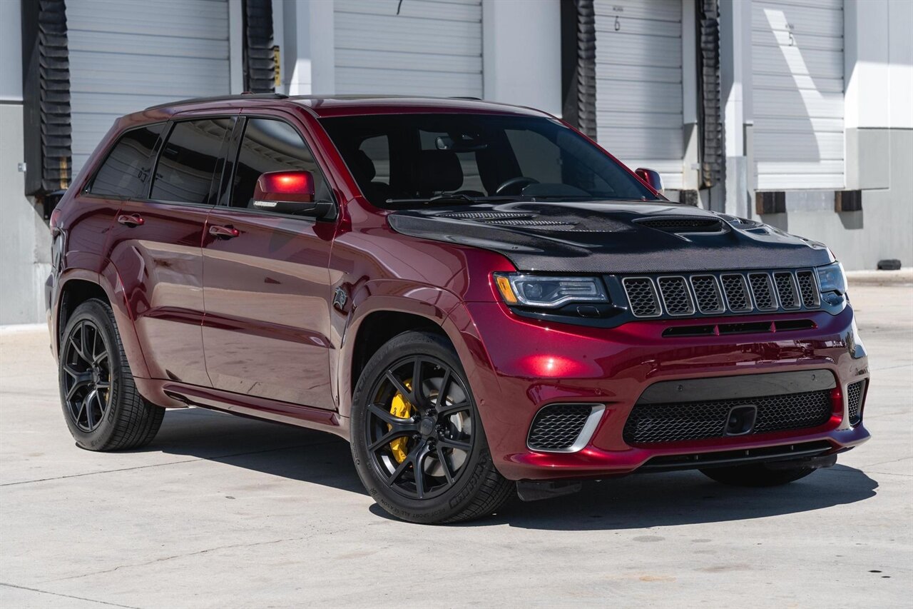 2018 Jeep Grand Cherokee Trackhawk-OVER $30K MODS-RED GUTS!   - Photo 1 - Joliet, IL 60435