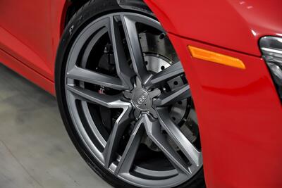2014 Audi R8 5.2 quattro Spyder   - Photo 4 - Joliet, IL 60435