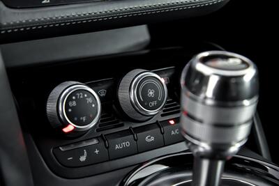2014 Audi R8 5.2 quattro Spyder   - Photo 38 - Joliet, IL 60435