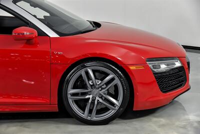 2014 Audi R8 5.2 quattro Spyder   - Photo 15 - Joliet, IL 60435