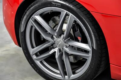 2014 Audi R8 5.2 quattro Spyder   - Photo 19 - Joliet, IL 60435