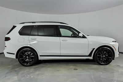 2023 BMW X7 xDrive40i   - Photo 9 - Joliet, IL 60435