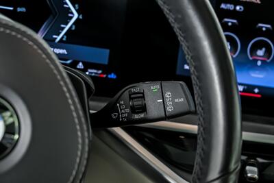 2023 BMW X7 xDrive40i   - Photo 26 - Joliet, IL 60435